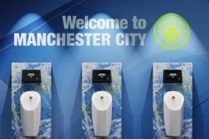 英超各队引入高科技小便池，内置传感器实时检测尿液成分